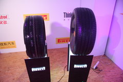 2011款 4.4T xDrive50i领先型 5座