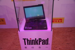 2011款 4.4T xDrive50i领先型 5座