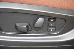 2011款 4.4T xDrive50i领先型 5座