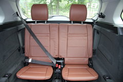 2011款 4.4T xDrive50i领先型 5座
