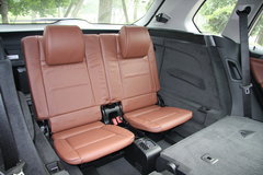 2011款 4.4T xDrive50i领先型 5座