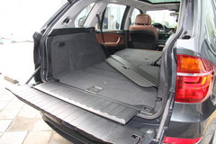 2011款 4.4T xDrive50i领先型 5座