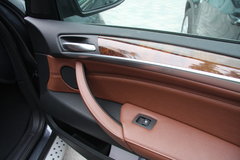 2011款 4.4T xDrive50i领先型 5座