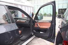 2011款 4.4T xDrive50i领先型 5座