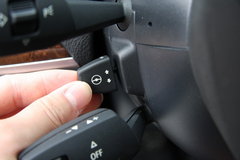 2011款 4.4T xDrive50i领先型 5座
