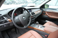 2011款 4.4T xDrive50i领先型 5座