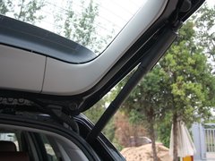 2011款 4.4T xDrive50i领先型 5座