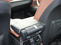 2011款 4.4T xDrive50i领先型 5座