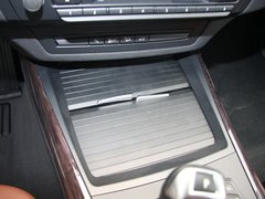 2011款 4.4T xDrive50i领先型 5座