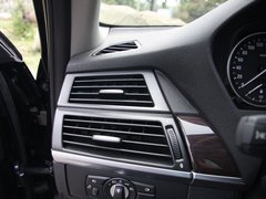 2011款 4.4T xDrive50i领先型 5座