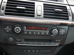 2011款 4.4T xDrive50i领先型 5座