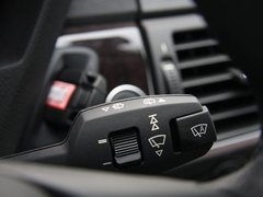 2011款 4.4T xDrive50i领先型 5座