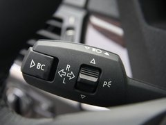 2011款 4.4T xDrive50i领先型 5座
