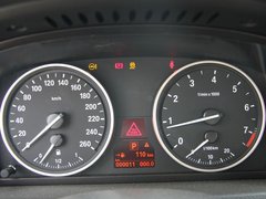 2011款 4.4T xDrive50i领先型 5座