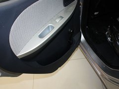 2010款 1.3L 手动 时尚型