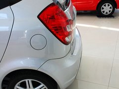 2010款 1.3L 手动 时尚型