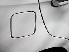 2010款 1.0 手动 标准型