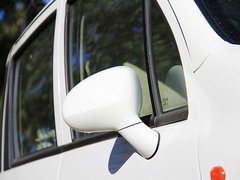 2010款 1.0 手动 标准型