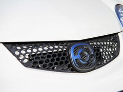 2010款 1.0 手动 标准型