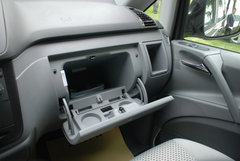 2010款 2.2T 自动 柴油精英版 8-9座