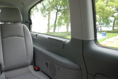 2010款 2.2T 自动 柴油精英版 8-9座