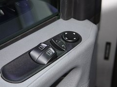 2010款 2.2T 自动 柴油精英版 8-9座