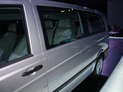 2010款 2.2T 自动 柴油精英版 8-9座