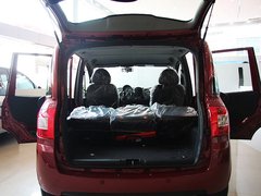 2010款 1.6L 手动 豪华型 5座