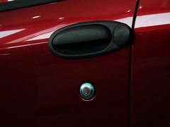 2010款 1.6L 手动 豪华型 5座