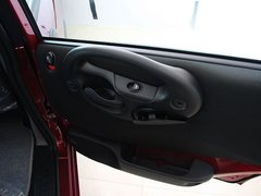 2010款 1.6L 手动 豪华型 5座