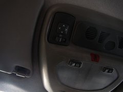 2010款 1.6L 手动 豪华型 5座