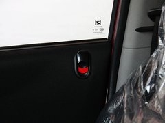 2010款 1.6L 手动 豪华型 5座