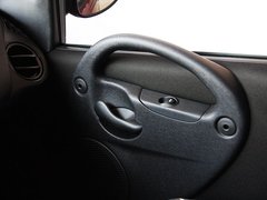 2010款 1.6L 手动 豪华型 5座