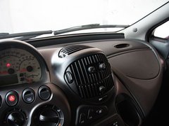 2010款 1.6L 手动 豪华型 5座