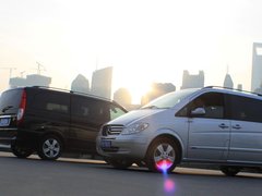 2010款 2.5L 自动 豪华版 7座