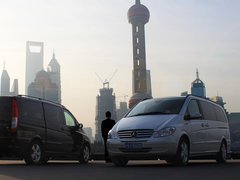2010款 2.5L 自动 豪华版 7座