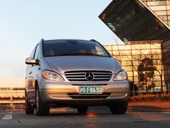 2010款 2.5L 自动 豪华版 7座