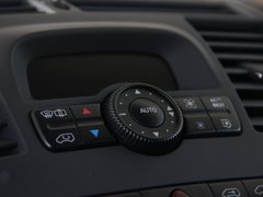 2010款 2.5L 自动 豪华版 7座