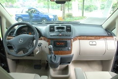 2010款 2.5L 自动 豪华版 7座