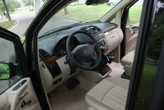 2010款 2.5L 自动 豪华版 7座