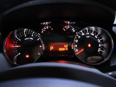 2011款 1.6T 自动 时尚型 5座