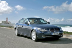 2006款 550i 4.8L 中规