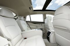 2006款 550i 4.8L 中规