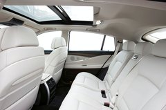 2006款 550i 4.8L 中规