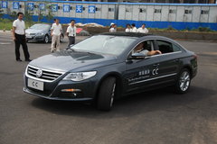 2010款 2.0TSI DSG 豪华型