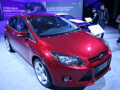 2013款 ST 2.0T 手动 橙色版