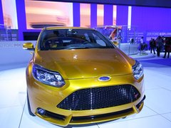 2013款 ST 2.0T 手动 橙色版