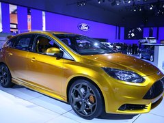 2013款 ST 2.0T 手动 橙色版