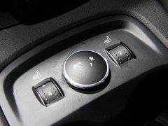 2012款 两厢 1.8L 自动 经典时尚型