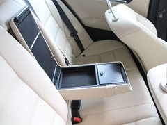 奔驰(进口) C级旅行车 C300 局部